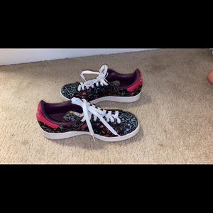 floral adidas stan smith